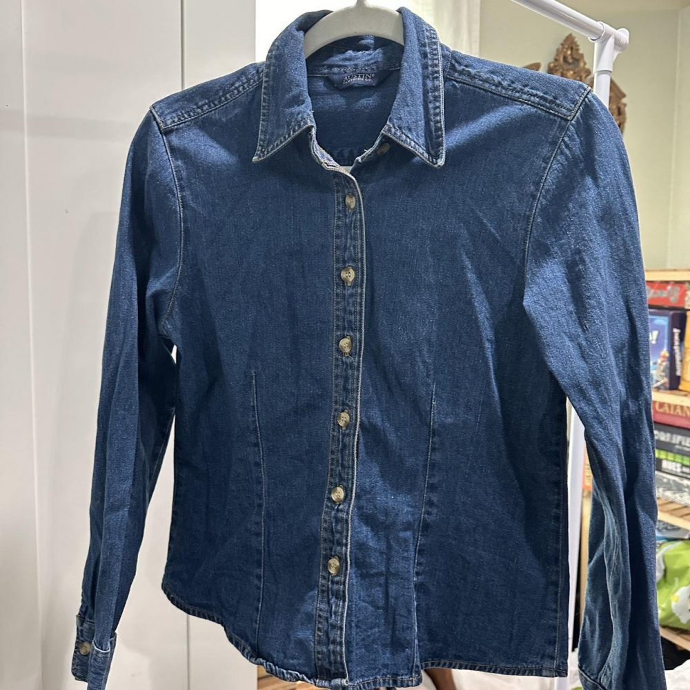 Austin Clothing Co. denim collared button-up long-sleeve top